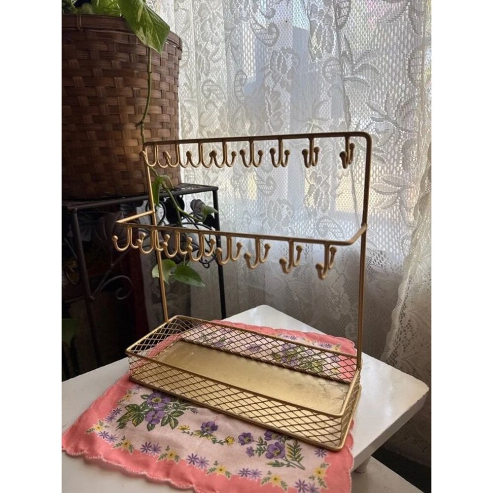 Jewelry organizer